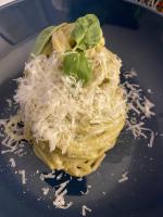 Linguine con pesto di zucchine