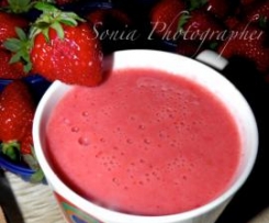 FRULLATO YOGURTOSO ALLE FRAGOLE