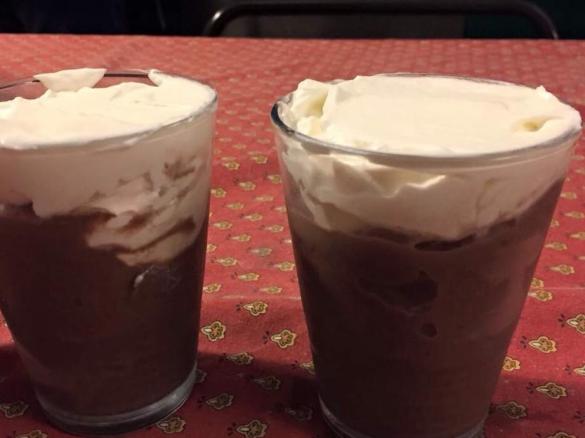 Granita siciliana al cioccolato con panna