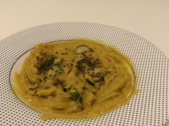 Zucchine affogate in crema di lenticchie rosse