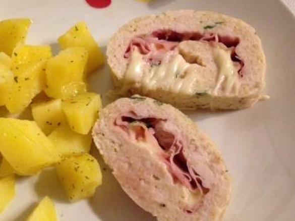 Polpettone di pollo con mozzarella e prosciutto cotto