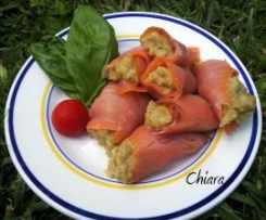 Involtini estivi di salmone melanzanato