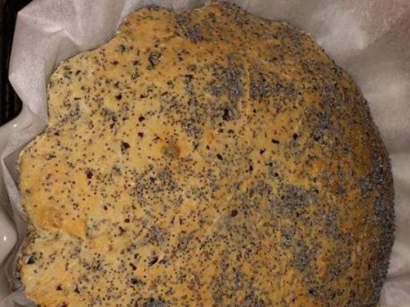 Pane soffice alle olive e pomodorini secchi