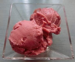Fresco Mandorlo in Fiore (Sorbetto-Gelato alle Fragole, Pasta di Mandorle e Menta)