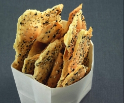 Schiacciate ai semi di sesamo e papavero