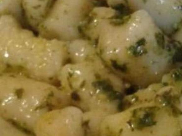 Gnocchi di ricotta al pesto..nn so di chi