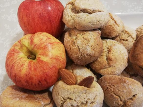 Biscotti deliziosi mandorla e mela - CONTEST MELE