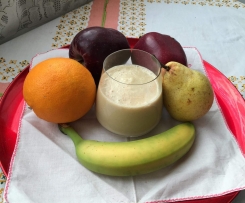 Frullato di frutta mista e mandorle light