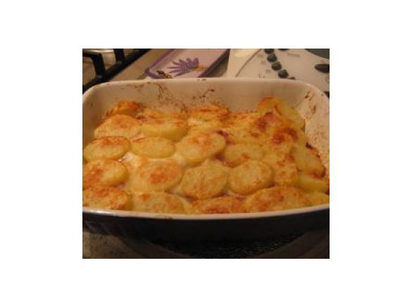 PATATE E PROSCIUTTO AL FORNO