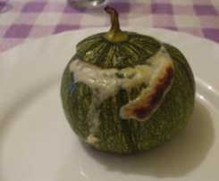 Zucchine tonde ripiene di stracchino e pancetta