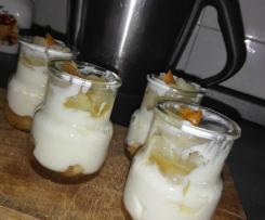 Bicchierini di ricotta e pera caramellata