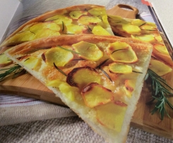 Focaccia con patate e rosmarino