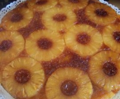 TORTA ALL'ANANAS CARAMELLATO