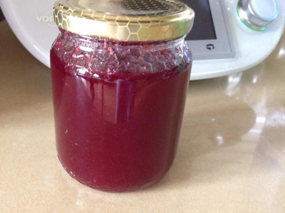 Confettura di ciliegie