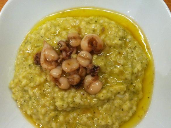 Risotto al pesto con calamaretti