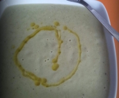 VELLUTATA FAGIOLINI, PATATE E RICOTTA