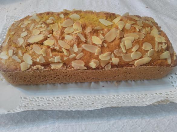 Plumcake carote e frutta secca