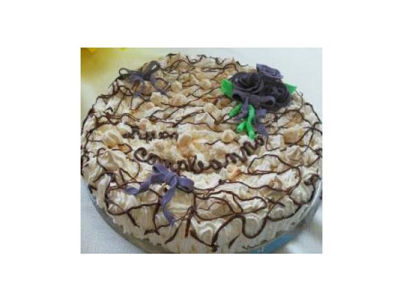 TORTA MERINGATA CON SEMIFREDDO DI ZABAIONE 