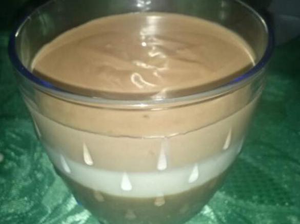 Bicchierini ai tre cioccolati