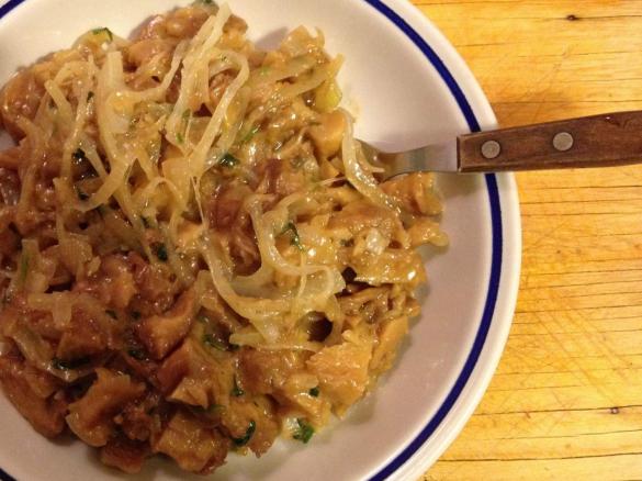 Fegatini di pollo annegati nella cipolla con marinatura alla senape