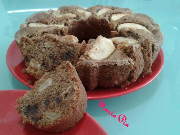 CIAMBELLA ALLE MELE AROMATIZZATA E GOCCE DI CIOCCOLATO  (contest cioccolato a colazione )