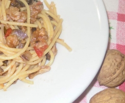 SPAGHETTI CON MELANZANE E NOCI