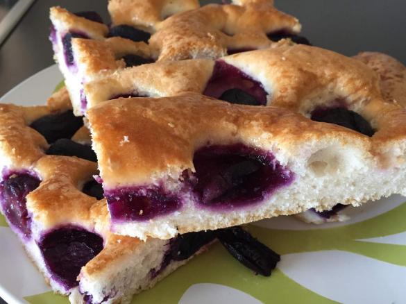 FOCACCIA DOLCE CON L'UVA SENZA GLUTINE