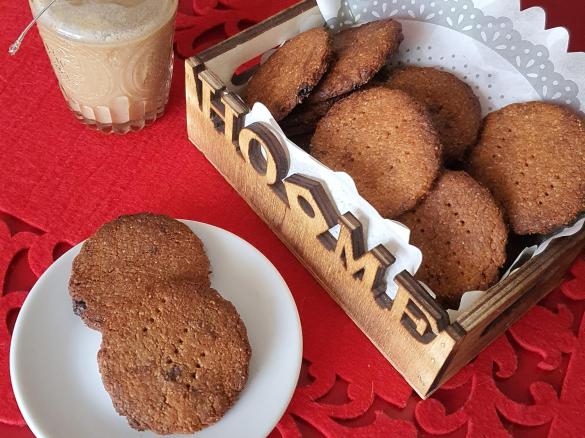 Biscotti digestive con cioccolato