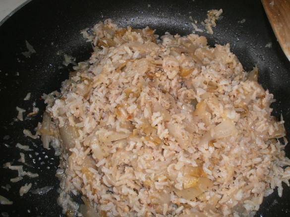 Riso basmati integrale con belga, noci e peperoncino