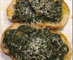 Contest Funghi : Crostoni Toscani bietola funghi e menta.