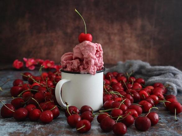 Frozen yogurt alle ciliegie