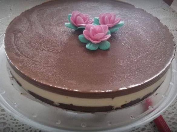 TORTA AI TRE CIOCCOLATI