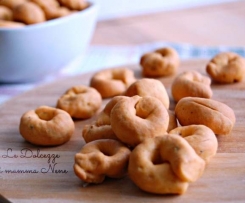 TARALLI ALLA PIZZAIOLA