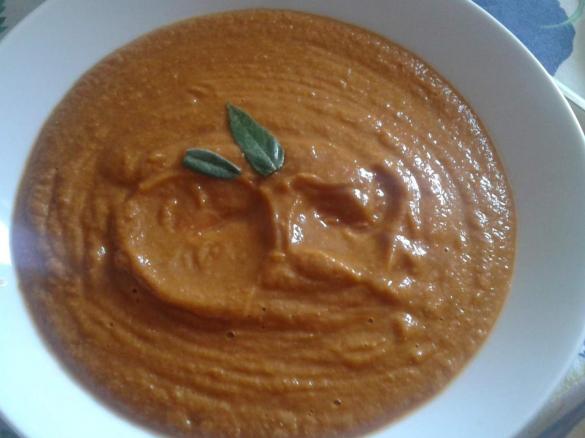 Crema estiva di lenticchie alla salvia