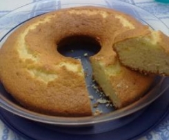 Ciambella allo yogurt "sette vasetti"