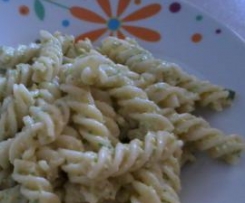 Fusilli con crema di tonno e zucchine