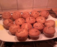 Muffin all'aroma di caffè con gocce di cioccolato