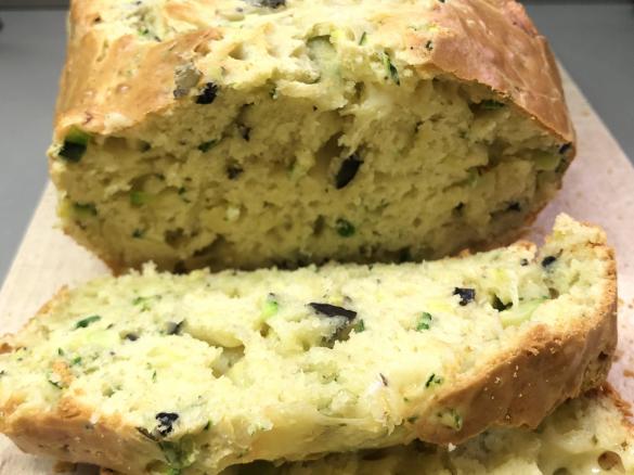 Variante di PLUMCAKE SALATO, RUSTICO - plumcake zucchine, olive e basilico
