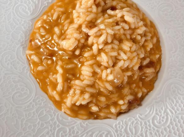 Risotto semplice e gustoso con pomodori secchi