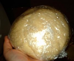 MARZAPANE ALLE MANDORLE PER L'AGNELLO DI MARZAPANE