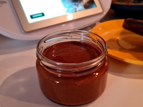 CREMA SPALMABILE NOCCIOLE