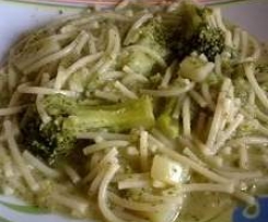 PASTA CON BROCCOLI