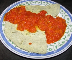 Frittata di cipolle e aromi con sugo di verdure