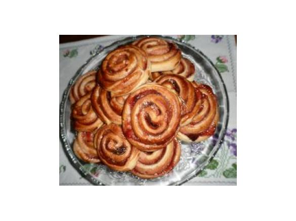 Girandole di pane e marmellata