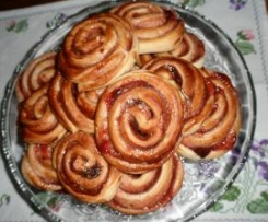 Girandole di pane e marmellata