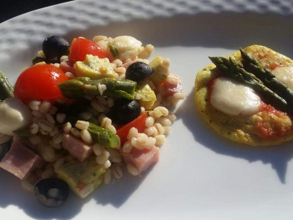 Insalata di Orzo Fantasia con Frittatina Tiepida (Contest Cottura Multilivello )
