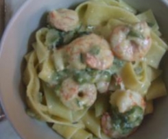 pappardelle gamberi panna e zucchine