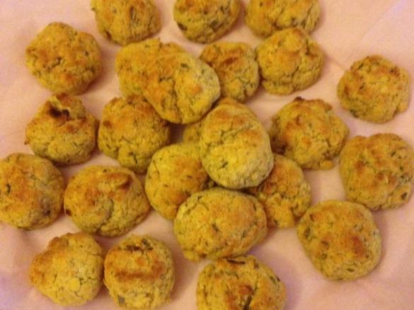 Polpette di lenticchie rosse con panna acida