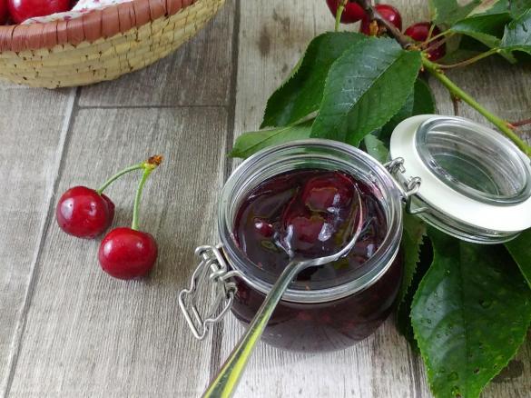 COMPOSTA DI CILIEGIE