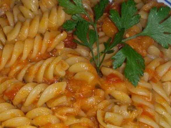 Fusilli con tonno e melenzane 